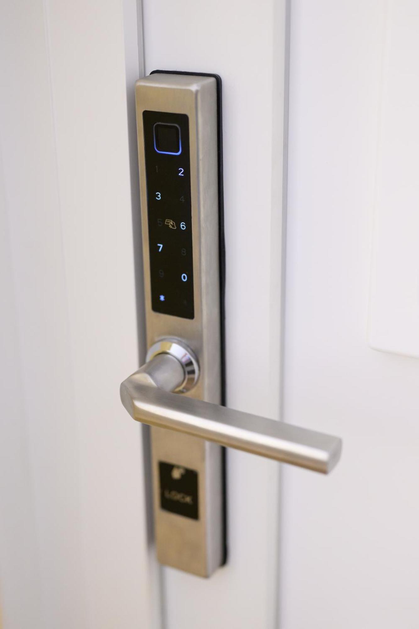 Zentrea Apartman Eger Esterno foto