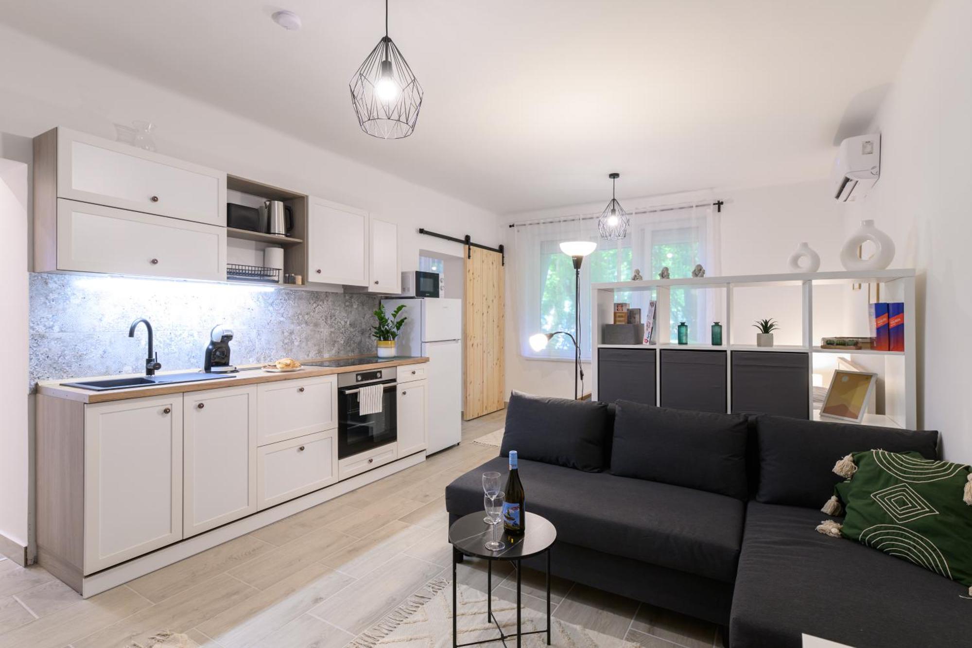 Zentrea Apartman Eger Esterno foto